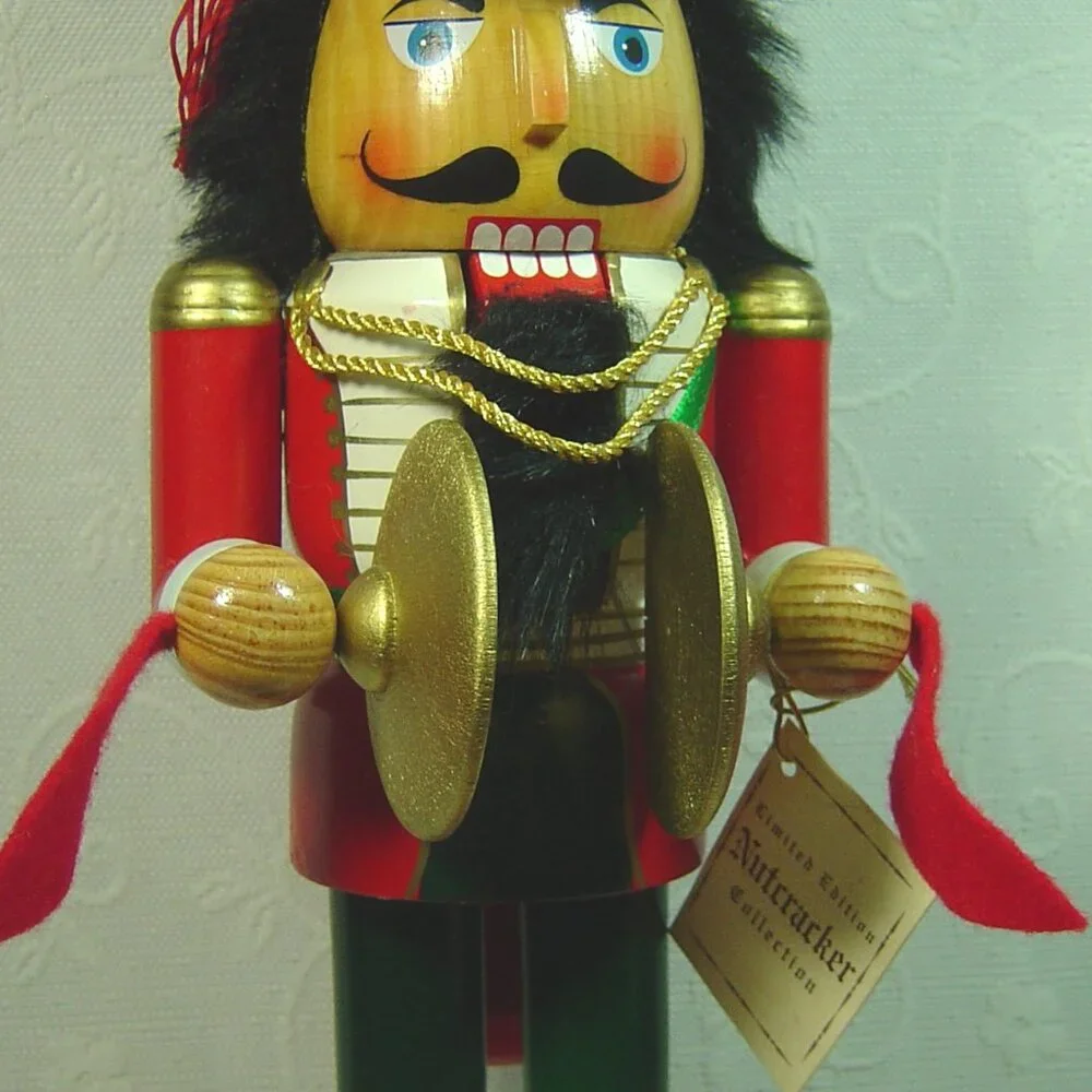 2006 Limited Edition Nutcracker playing cymbals-14